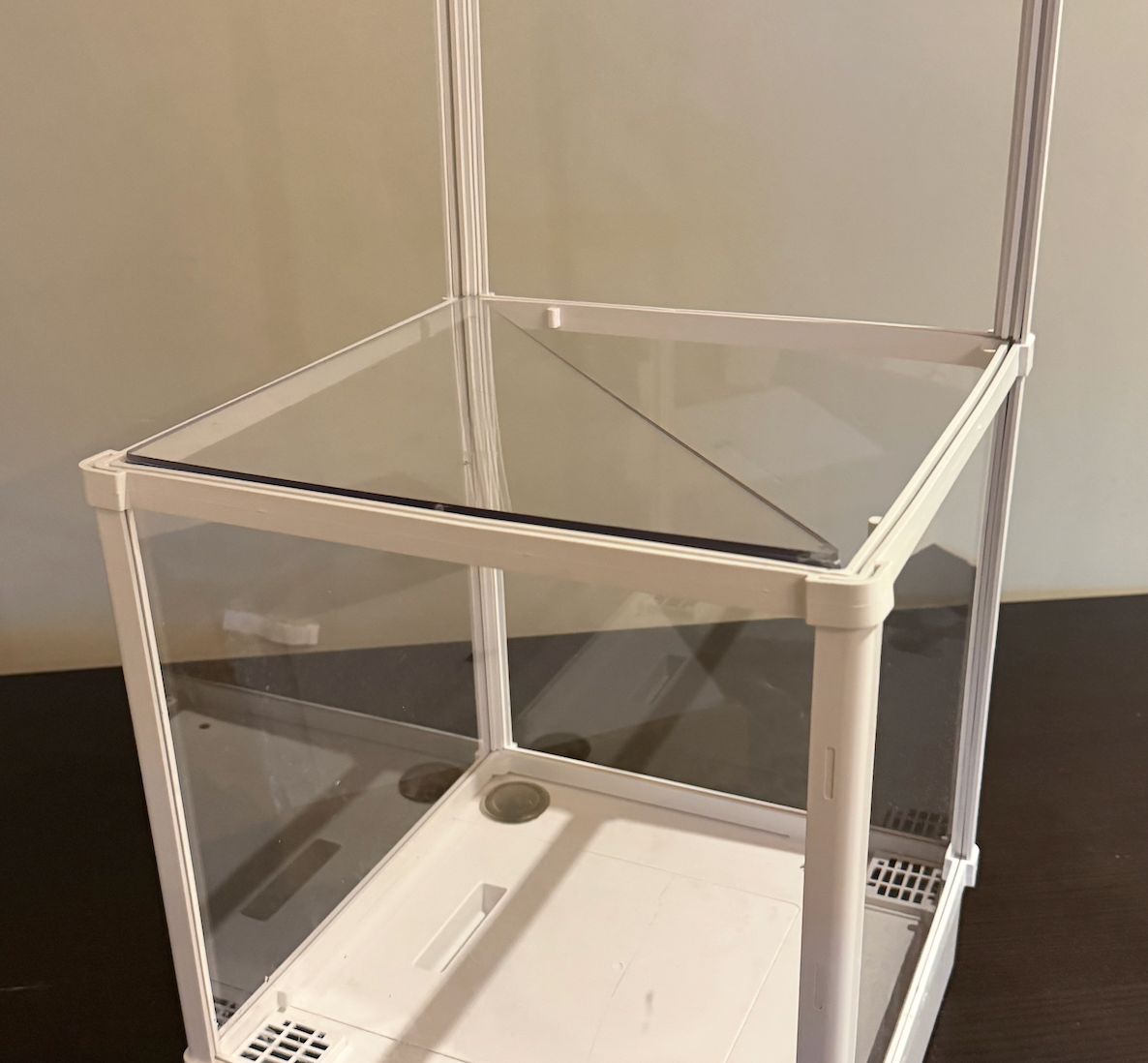 Triangle Shelf for 2nd Tier